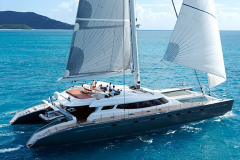 Allures - performance cruising catamaran - reaching