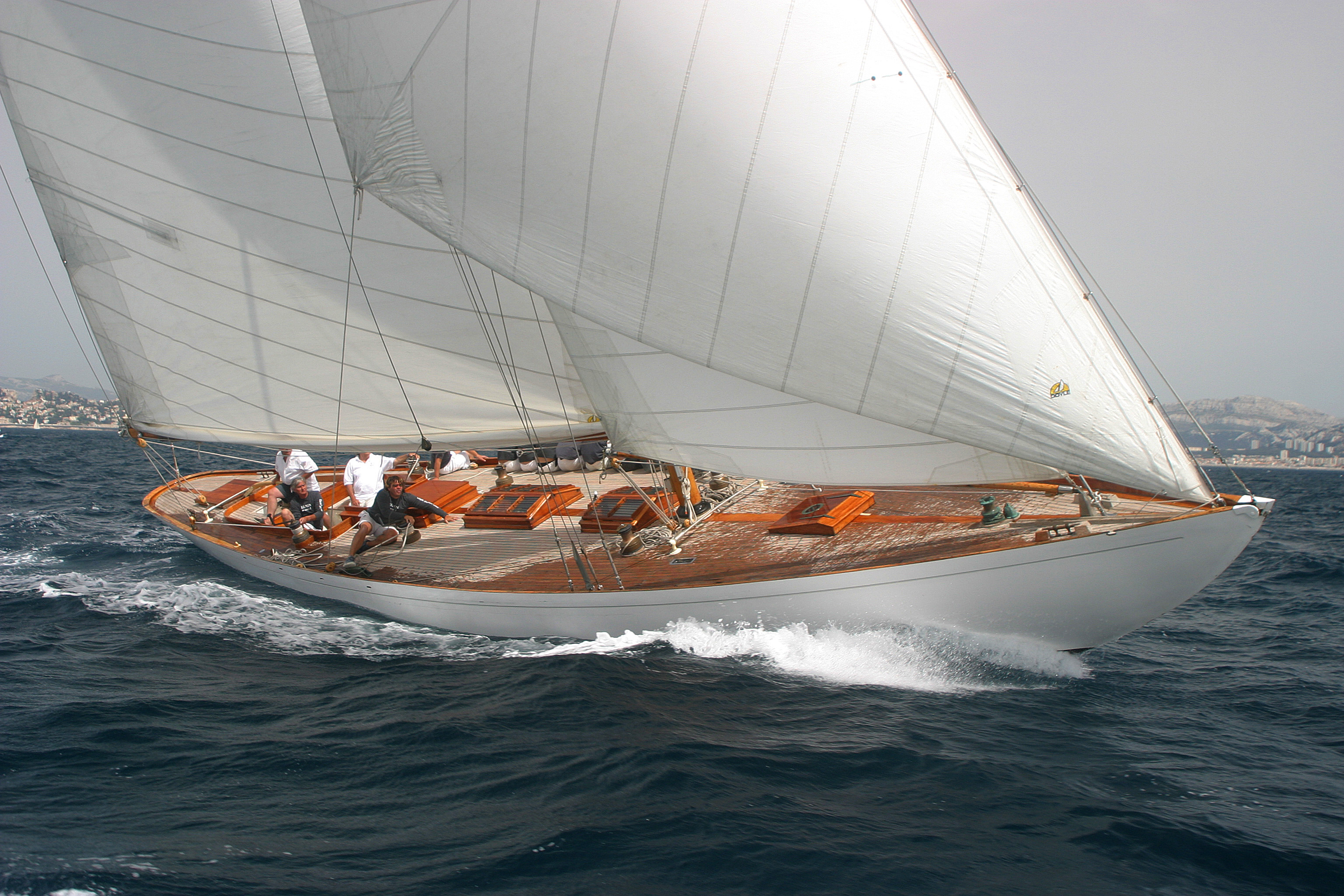EILEEN – 12mCR Classic Sailing Yacht